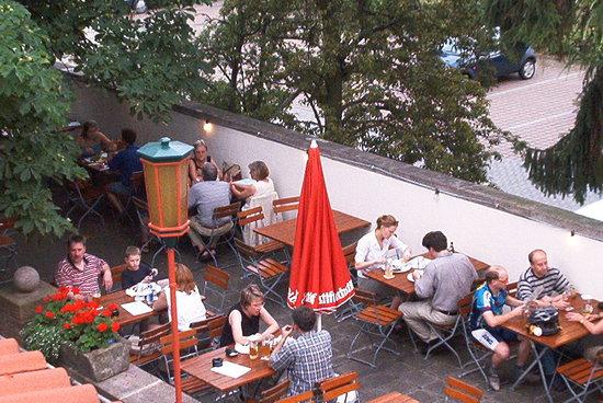 Brauereigaststätte Felsenkeller Hochstift