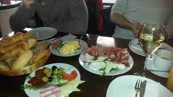 Cafe and Weinbar Nannini